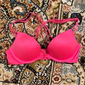 Victoria’s Secret Very Sexy Front Close PushUp Bra